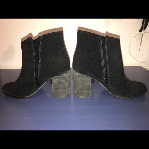 Never Worn Beautiful Suede Fringe Booties - Picture 5 of 6